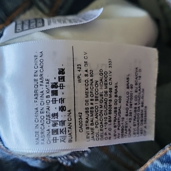 Levi's ankle cropped jeans with frayed hem - Picture 10 of 13